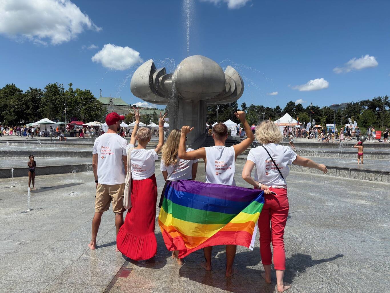 Zamestnanci spoločnosti NN Slovensko na podujatí Dúhový Pride 2025.